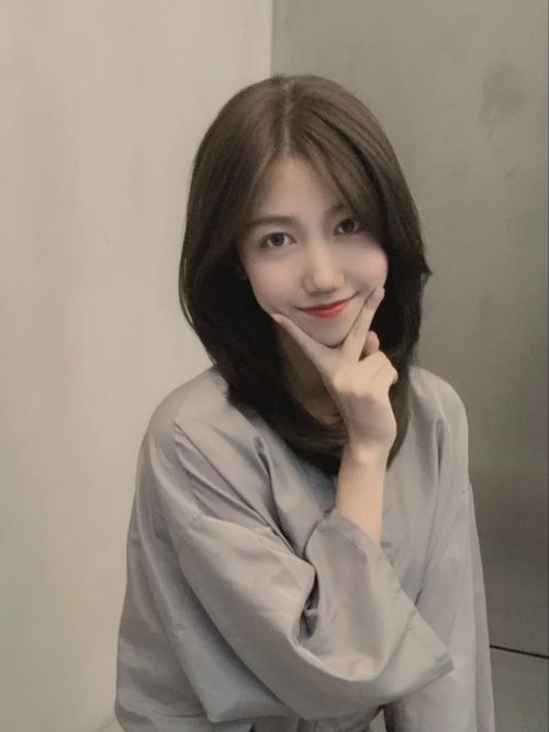 一組顏值翻倍的仙女發(fā)色，時(shí)髦顯白又高級(jí)，讓你瞬間閃耀